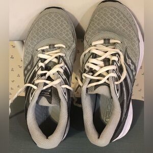 Saucony Wmn’s  Running Sneakers